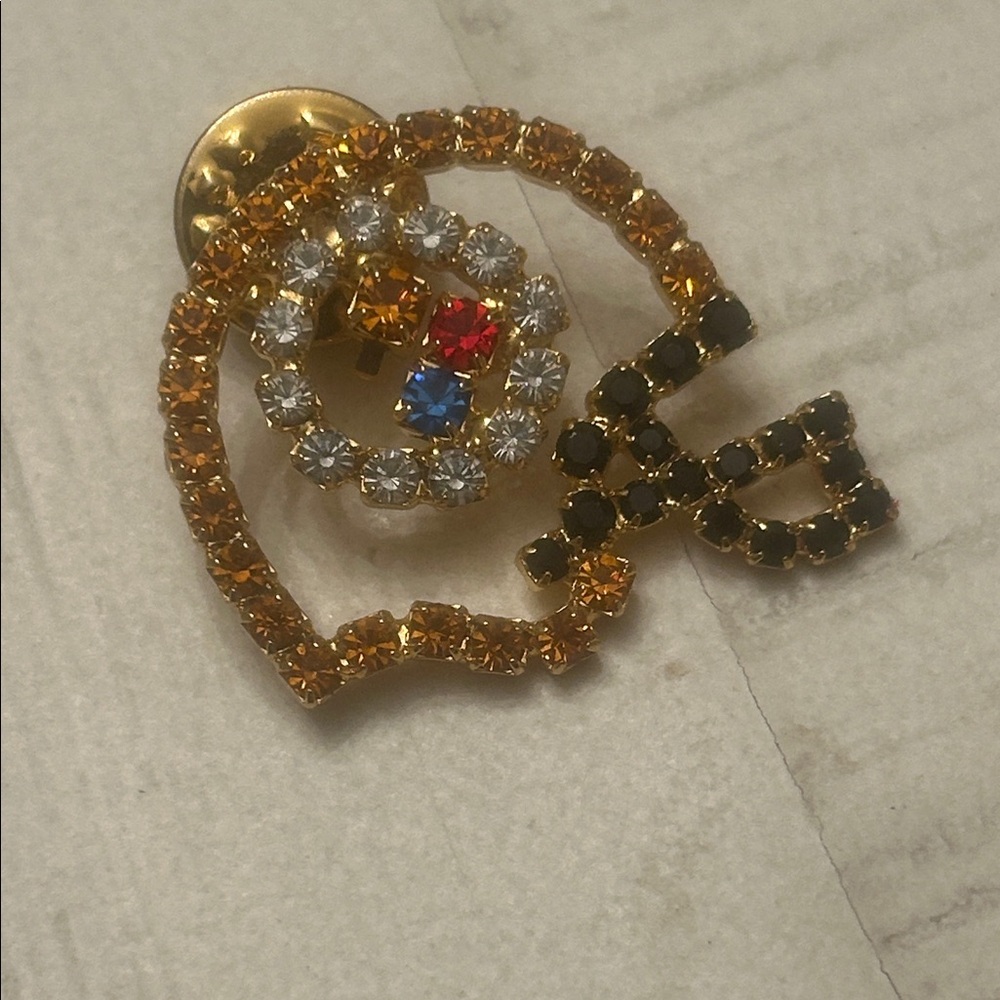 Pretty Pittsburgh STEELERS HELMET brooch Golden Rhinestone Crystal FOOTBALL NFL